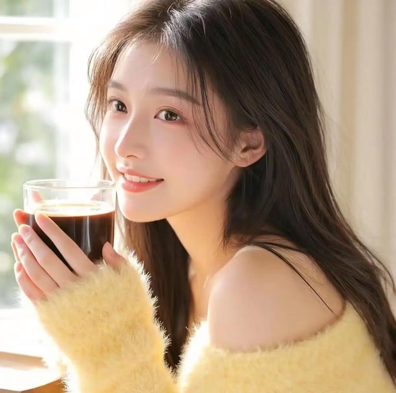 王毅会见塔吉克斯坦外长穆赫里丁